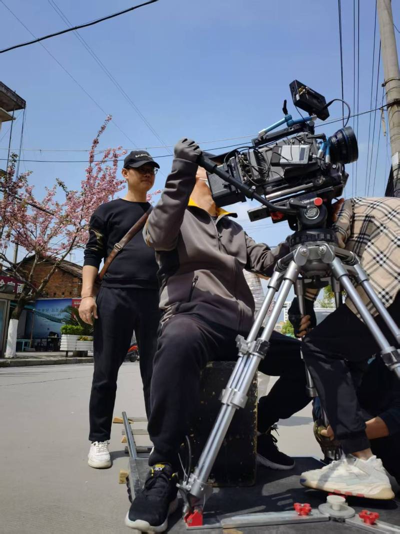 右玉县广告片拍摄：快消品牌爆款之选，网感内容适配社媒传播！