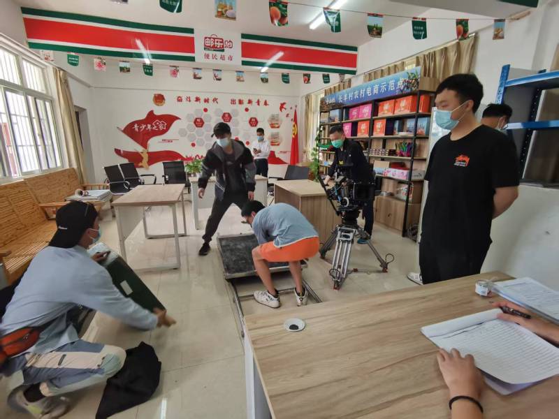 追星女孩心理学分析报告：右玉县广告片拍摄公司揭秘饭圈应援式传播逻辑